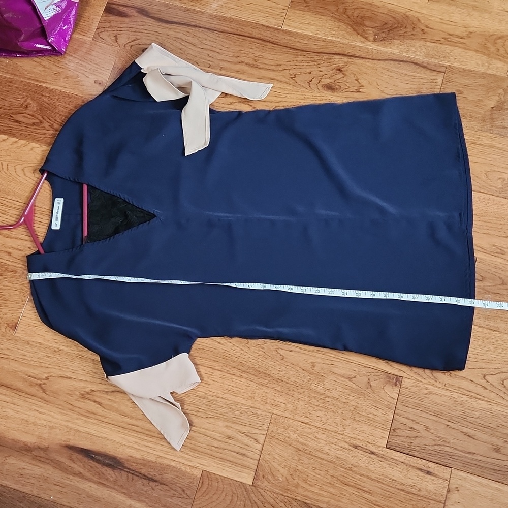 Dress - Picture 5 of 8